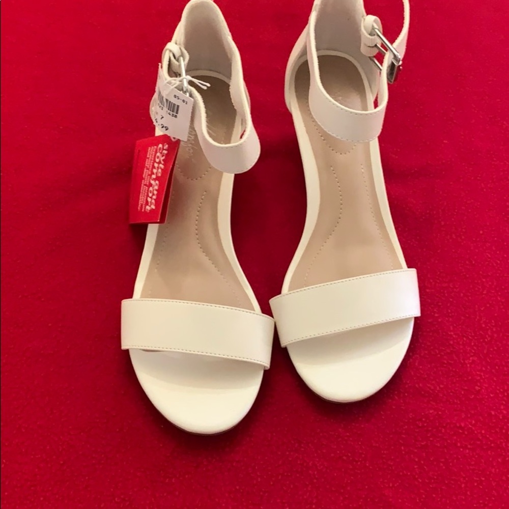 White wedges shoes